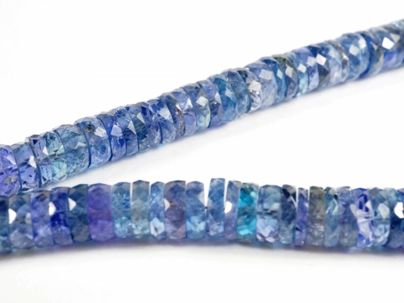 20200404 Tansanitcollier4