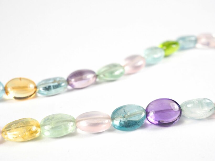 20200405 CollierSilberbunt4