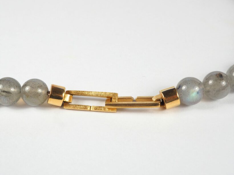 20200405 CollierLabradoritkugel3