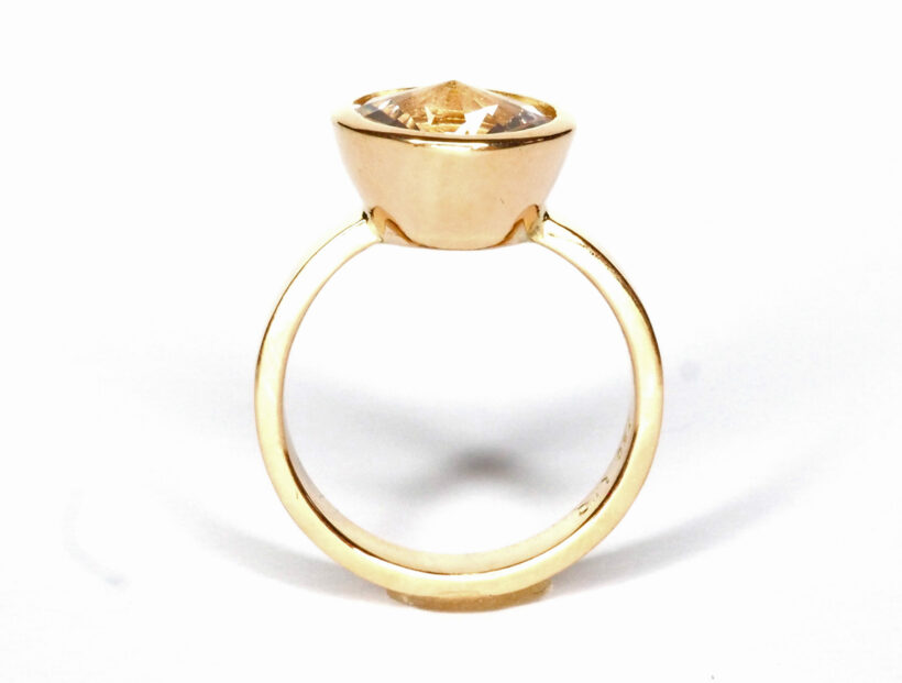 OLYMPUS DIGITAL CAMERA Morganitring2